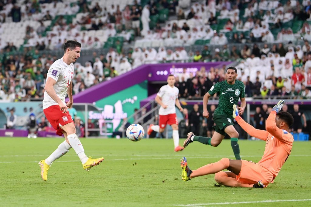 Lewandowski bật khóc sau bàn thắng đầu tiên ở World Cup 6